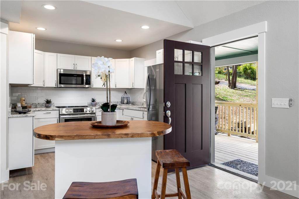 90 Ash Drive - Photo 1