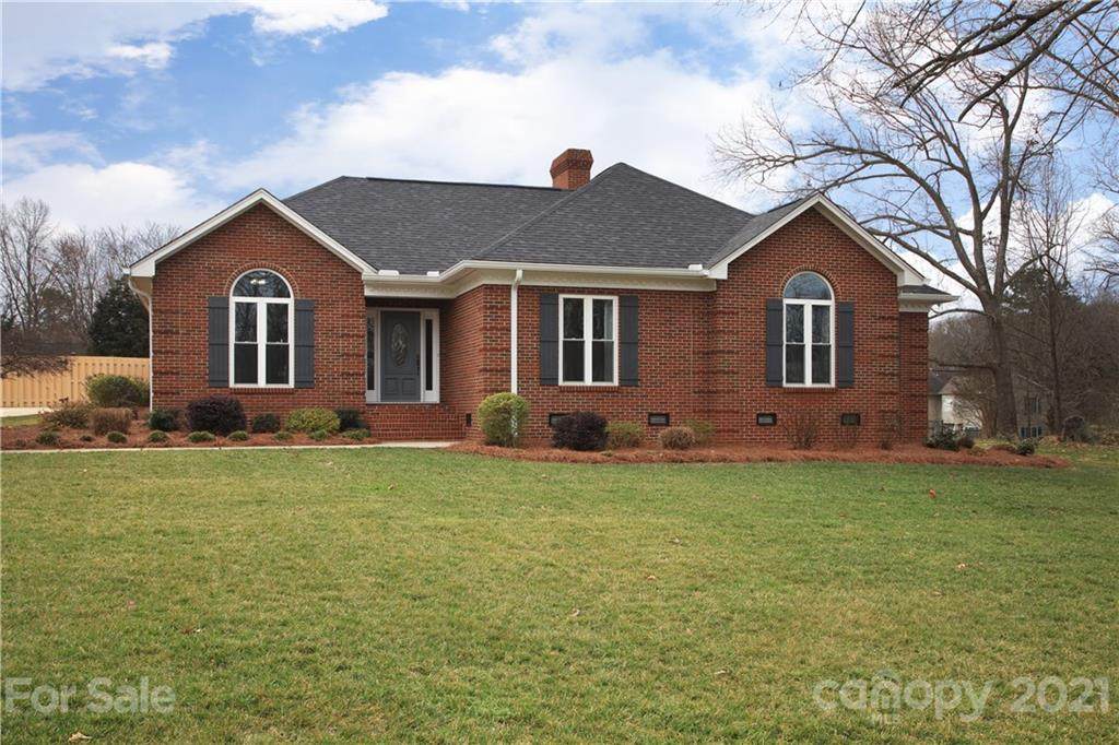 168 Eastwood Drive - Photo 1