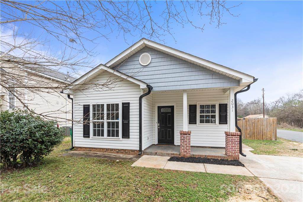 2031 Heywood Avenue - Photo 1