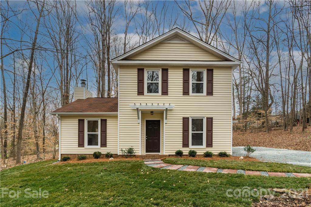 615 Teresa Circle - Photo 1