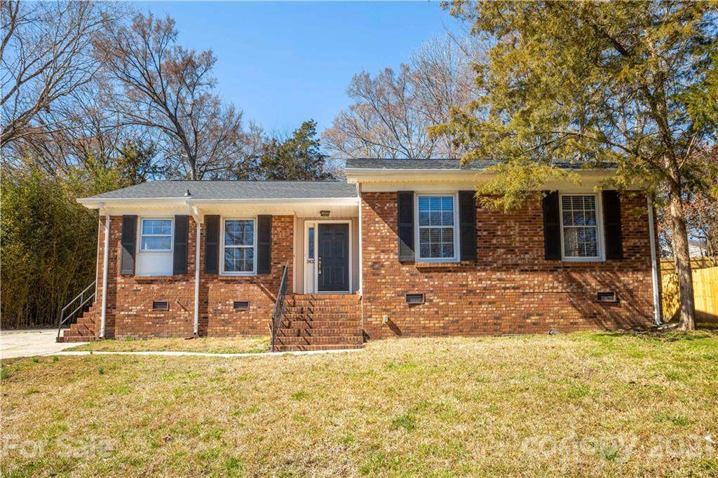 11400 Painted Tree Road - Photo 1