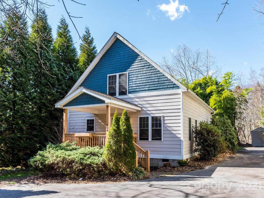 306 Westover Drive - Photo 1