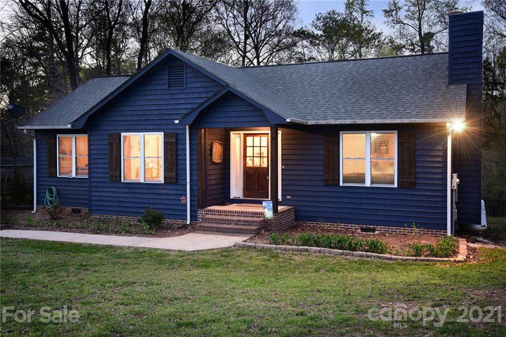 131 Birch Lane Court - Photo 1