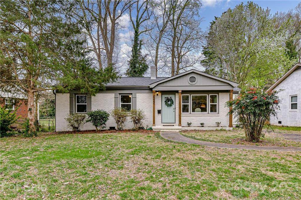 2222 Markham Court - Photo 1