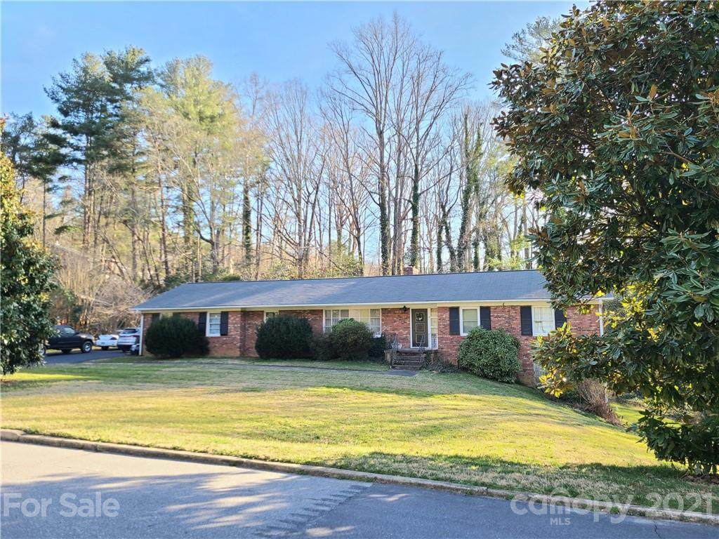 58 Greenleaf Circle - Photo 1