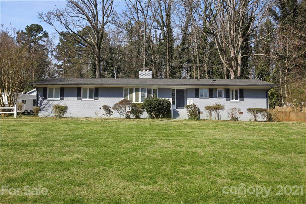 7220 Lakeside Drive - Photo 1