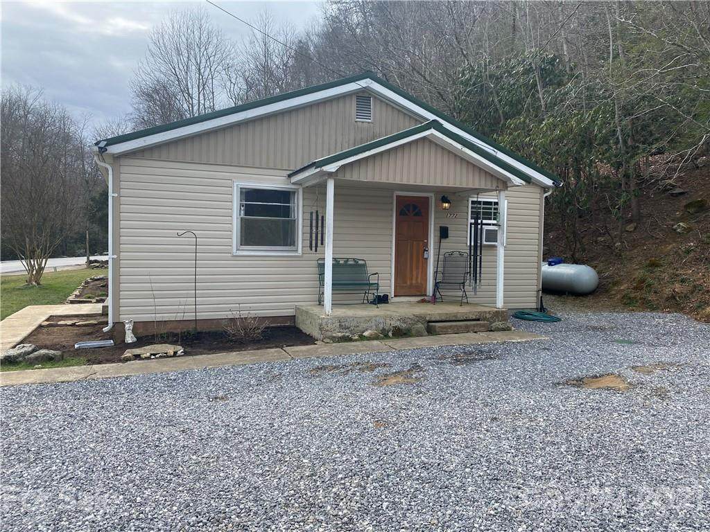 1772 Nc Hwy 9 - Photo 1