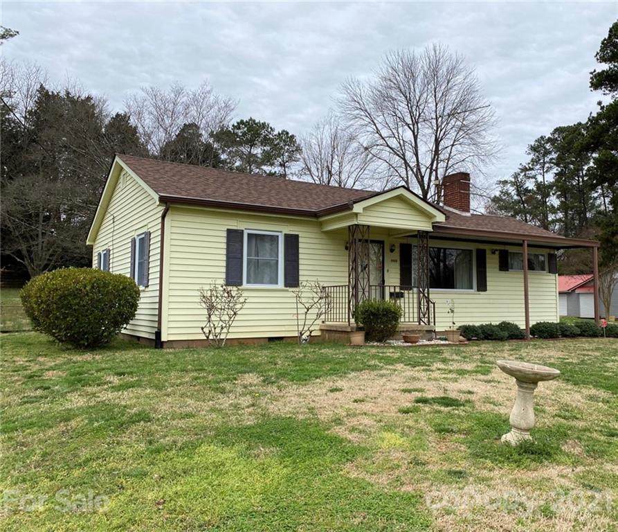 1909 Stokes Ferry Road - Photo 1