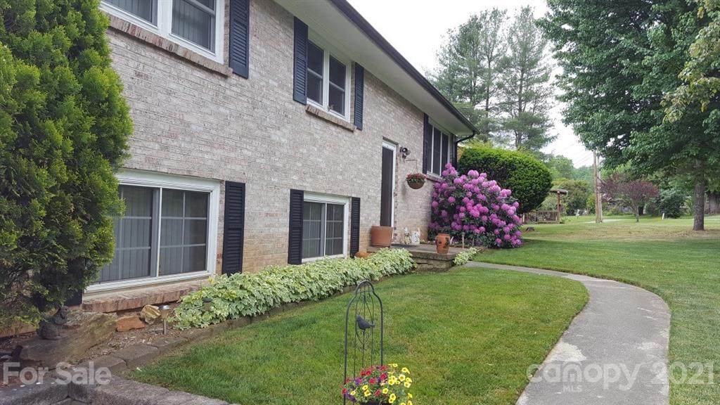 312 Hidden Valley Circle - Photo 1