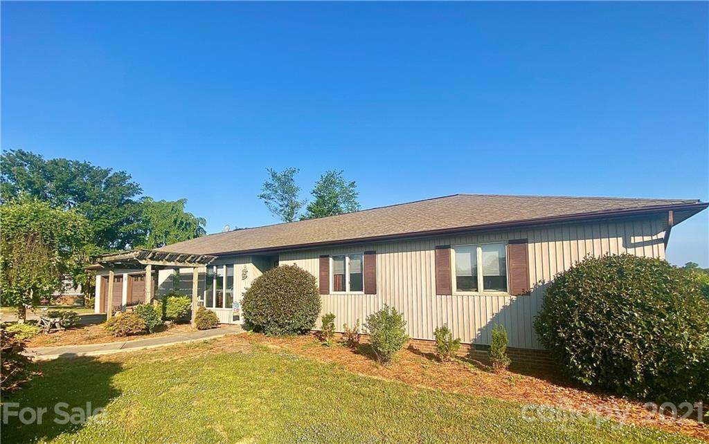14 Meandering Way - Photo 1