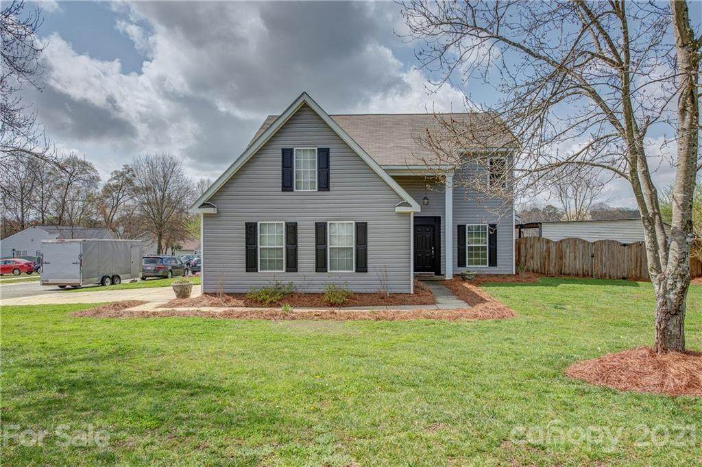 145 Brookstone Drive - Photo 1