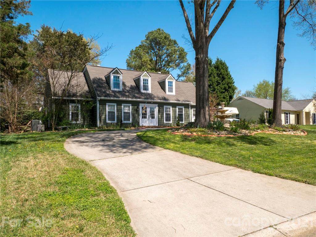 2041 Lawton Bluff Road - Photo 1