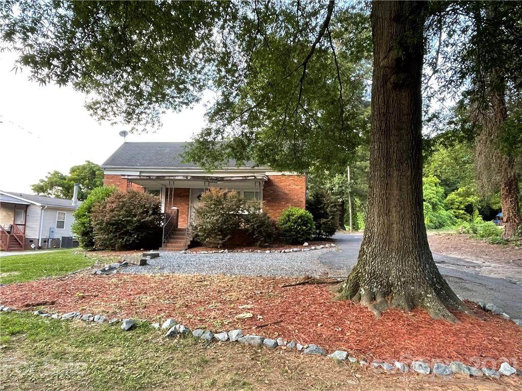 349 Moore Avenue - Photo 1