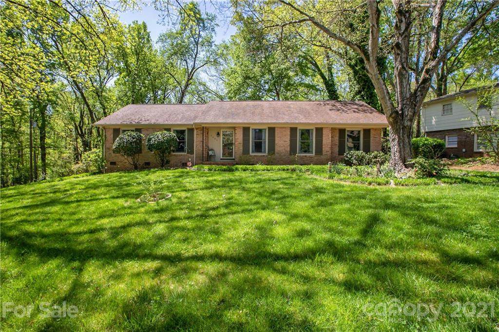 7001 Sherbourne Drive - Photo 1