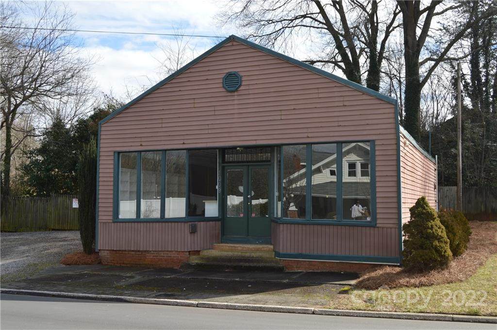 1009 End Avenue - Photo 1