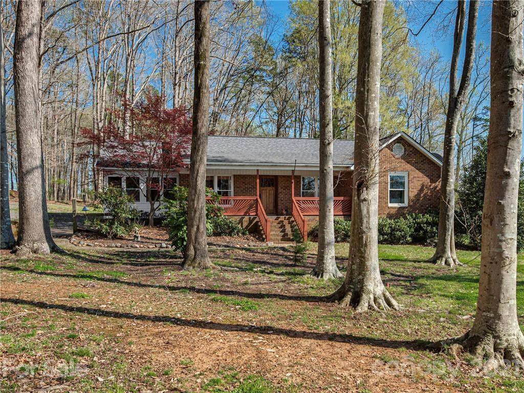 2216 Bain Farm Road - Photo 1