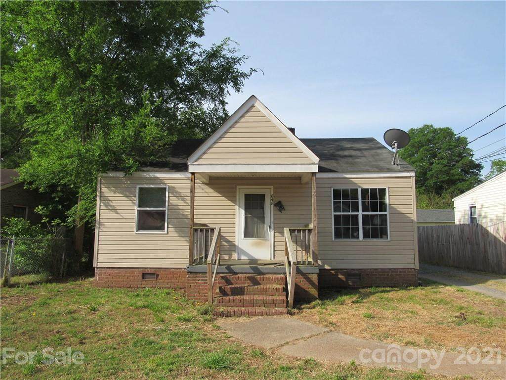 648 Arch Drive - Photo 1