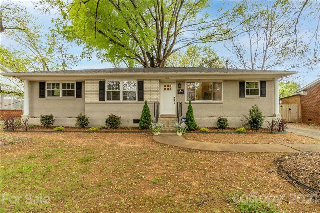 1914 Eastway Drive - Photo 1