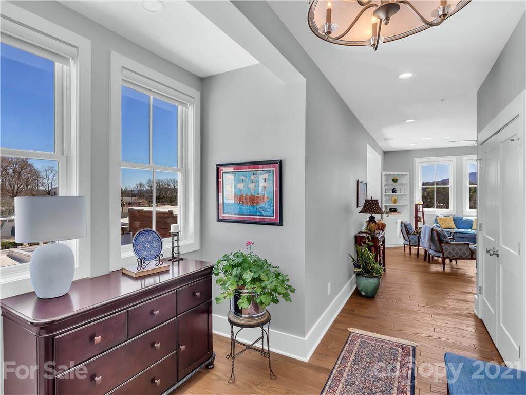 23 Broad Street - Photo 1