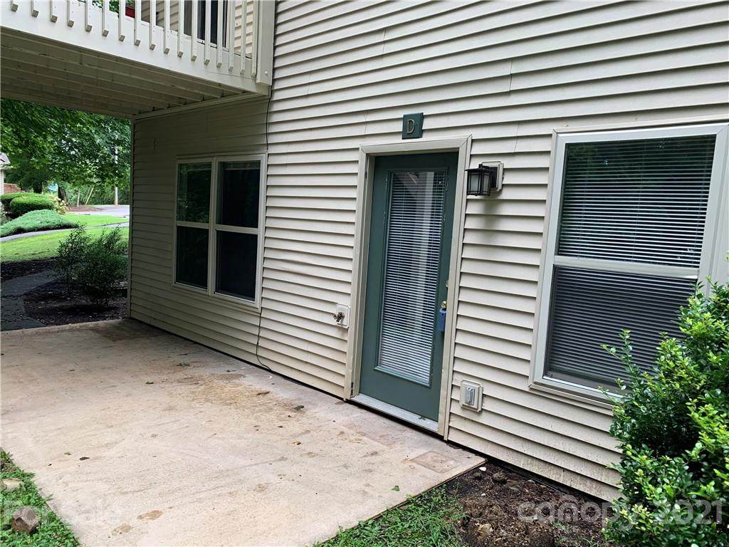42 Queen Road - Photo 1