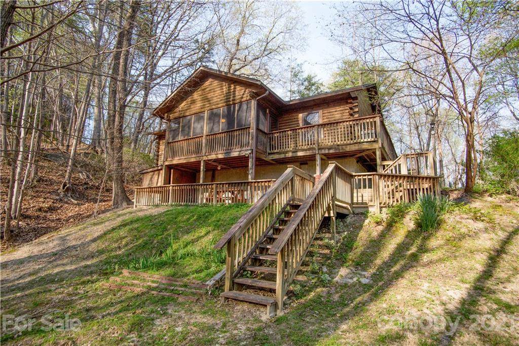 552 Whitney Boulevard - Photo 1