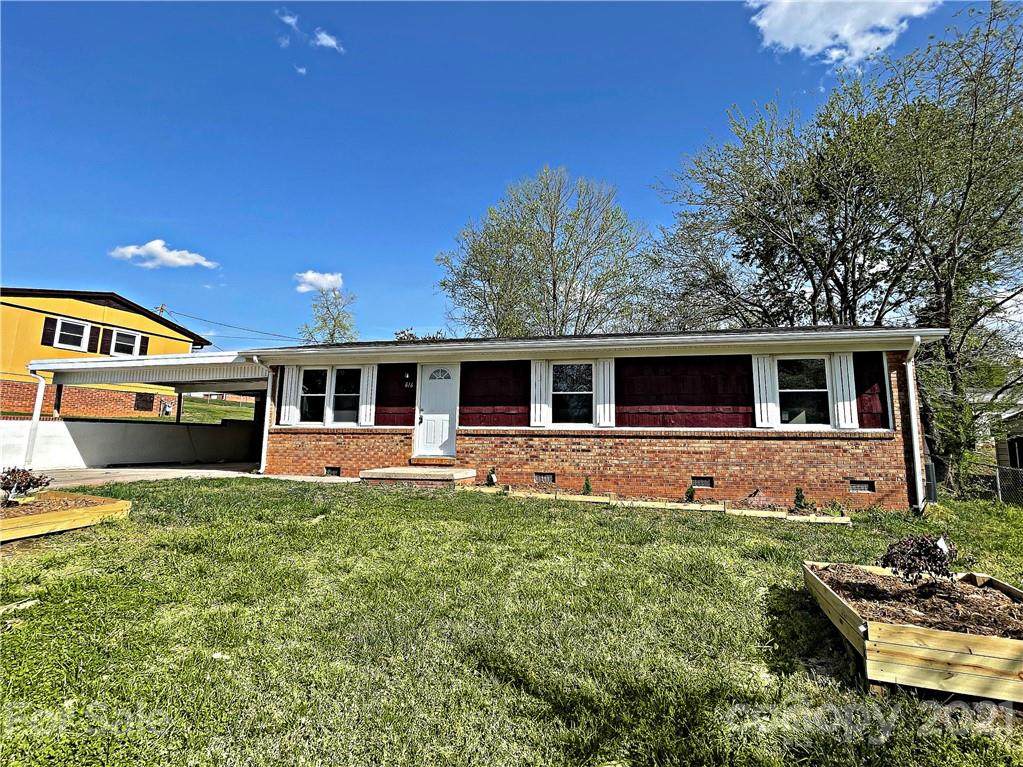 616 9th Ave Drive - Photo 1