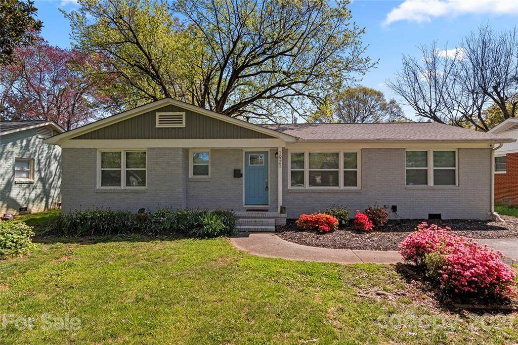 1921 Windham Place - Photo 1
