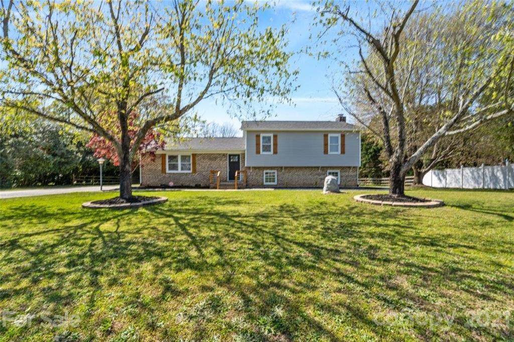 1824 Cox Road - Photo 1