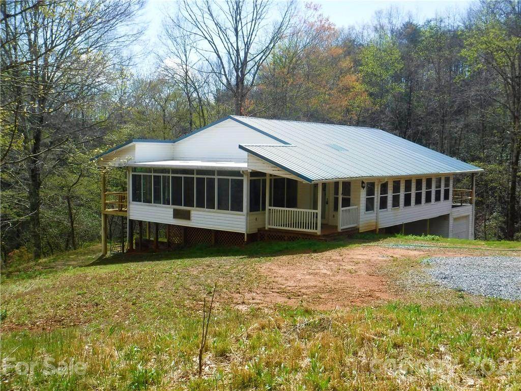 4221 Maple Creek Road - Photo 1