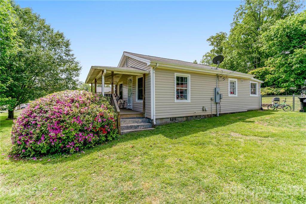4906 New Hope Road - Photo 1
