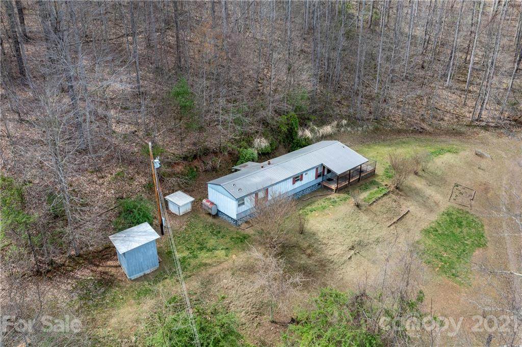 221 Buckeye Hollow Road - Photo 1