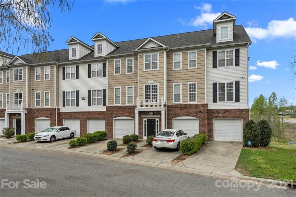 6418 Park Pond Drive - Photo 1