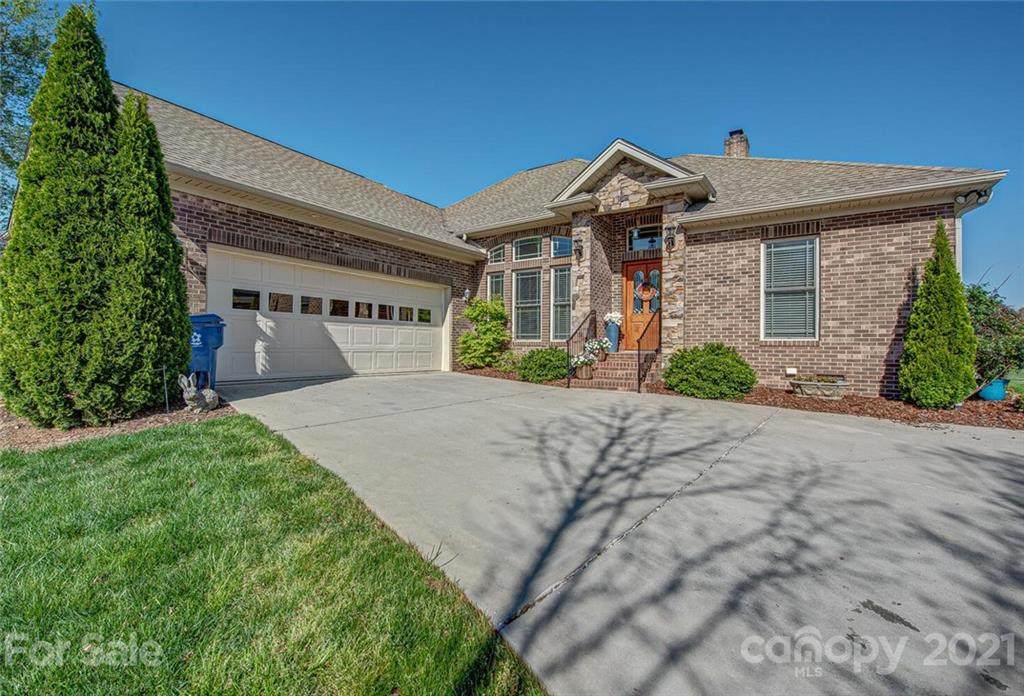107 Buck Landing Drive - Photo 1