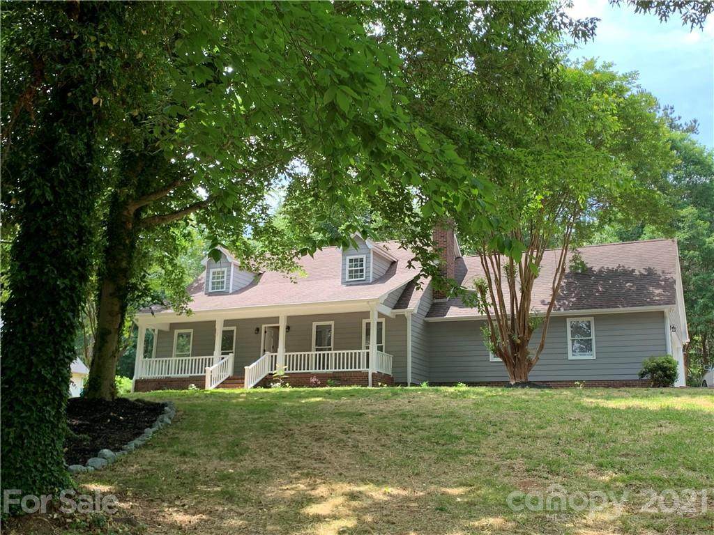 1875 Hickory Springs Lane - Photo 1