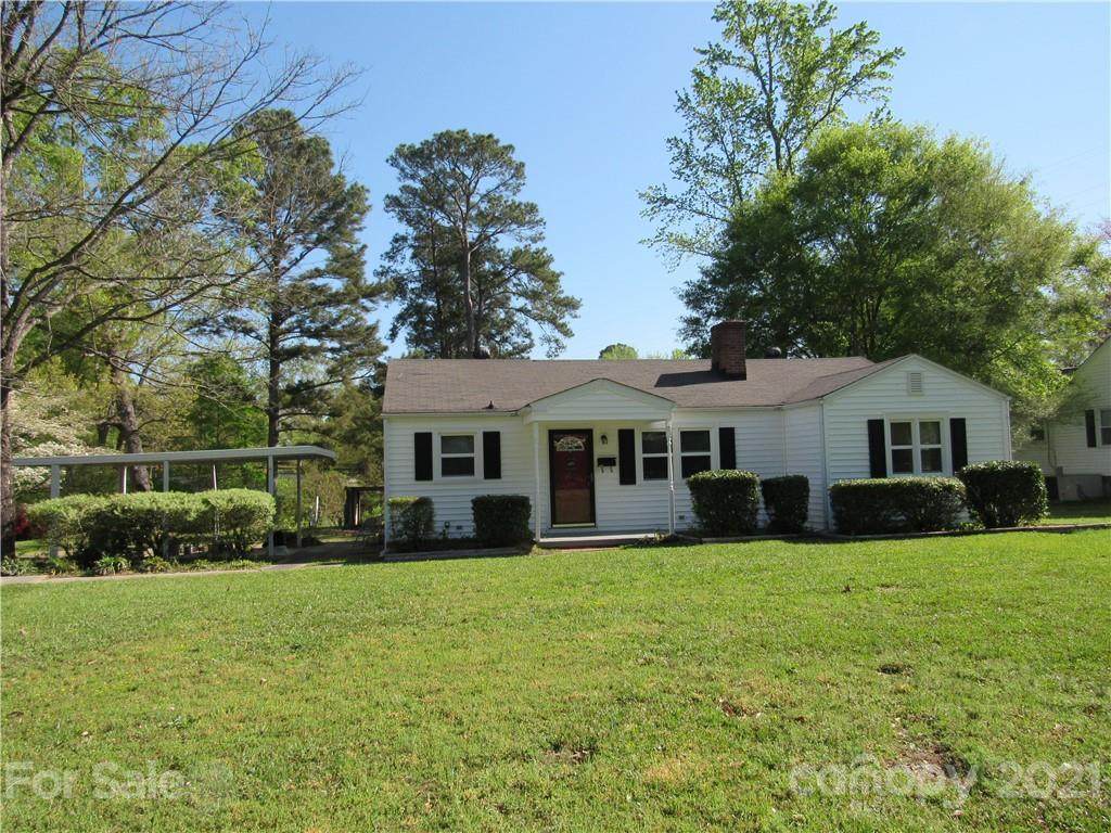 405 Gillsbrook Road - Photo 1