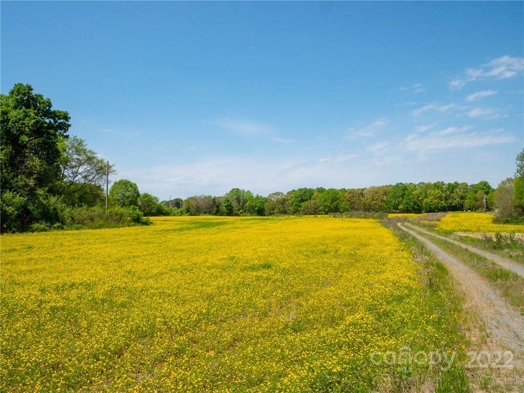 1800 Price Road - Photo 1