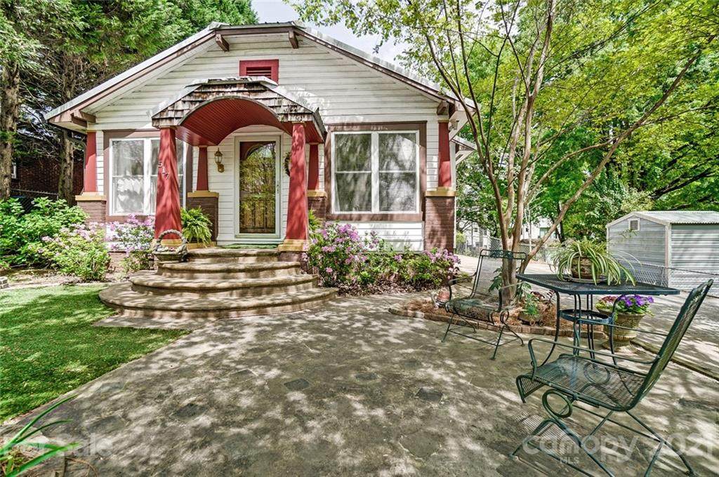 517 18th Street - Photo 1