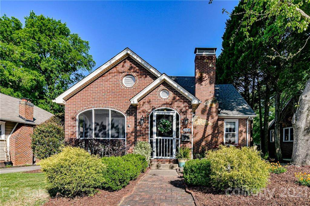 2110 Scott Avenue - Photo 1