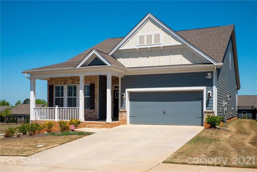 5074 Oakmere Road - Photo 1