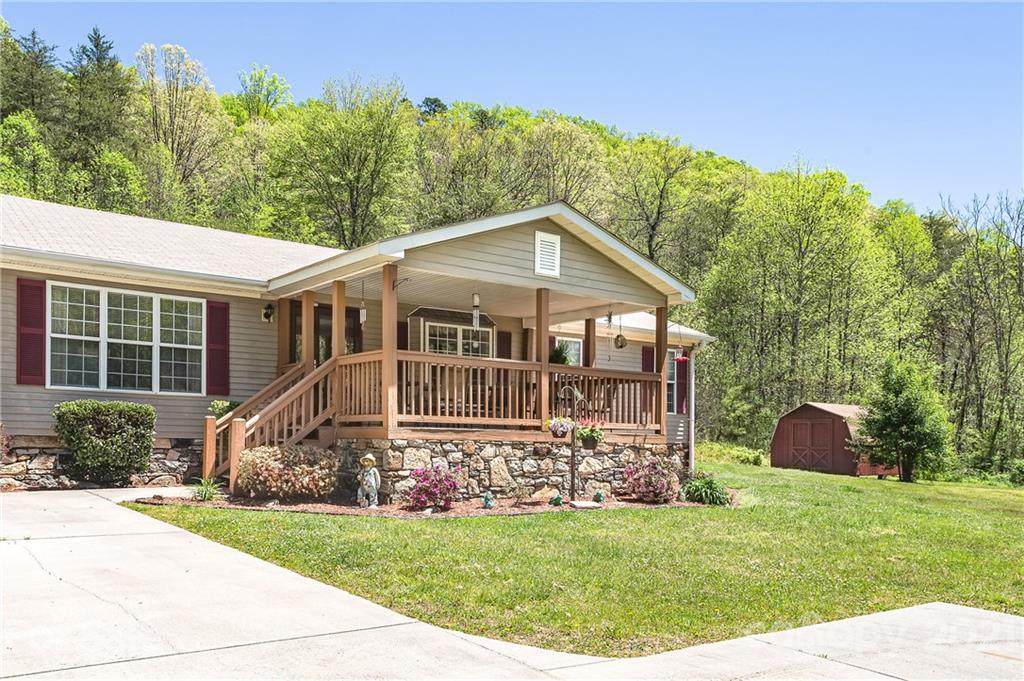 2566 Lower Flat Creek Road - Photo 1