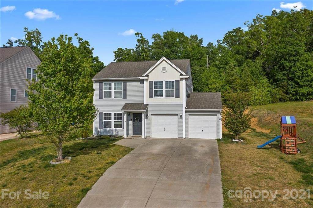 2307 Stonehaven Drive - Photo 1
