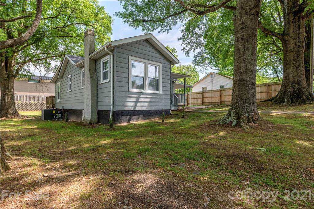 1416 Birch Street - Photo 1