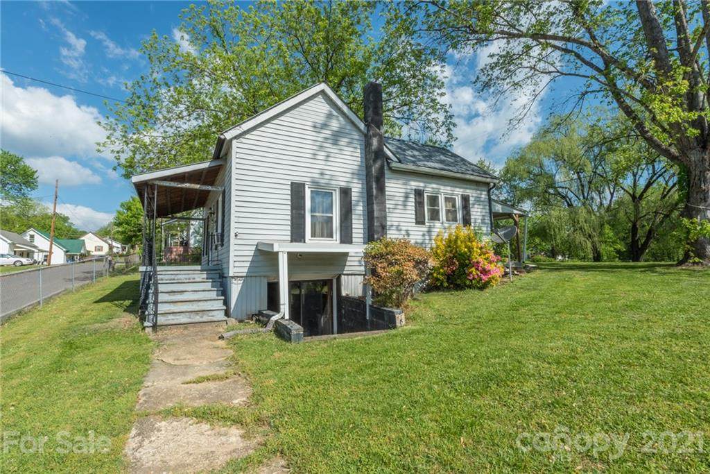 70 6th C Street - Photo 1