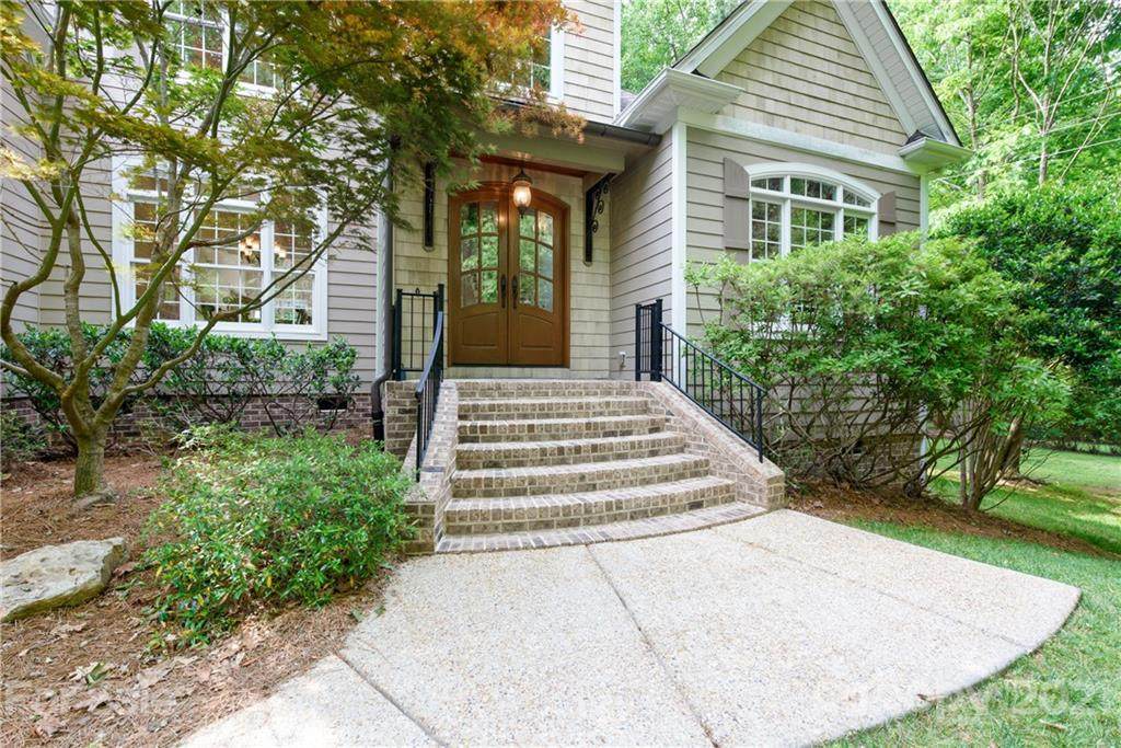 3331 Lakeside Drive - Photo 1