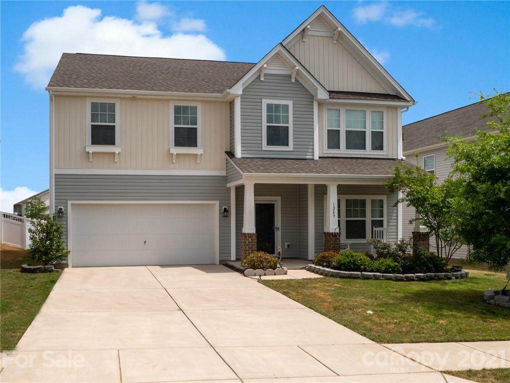 1249 Ettrick Avenue - Photo 1