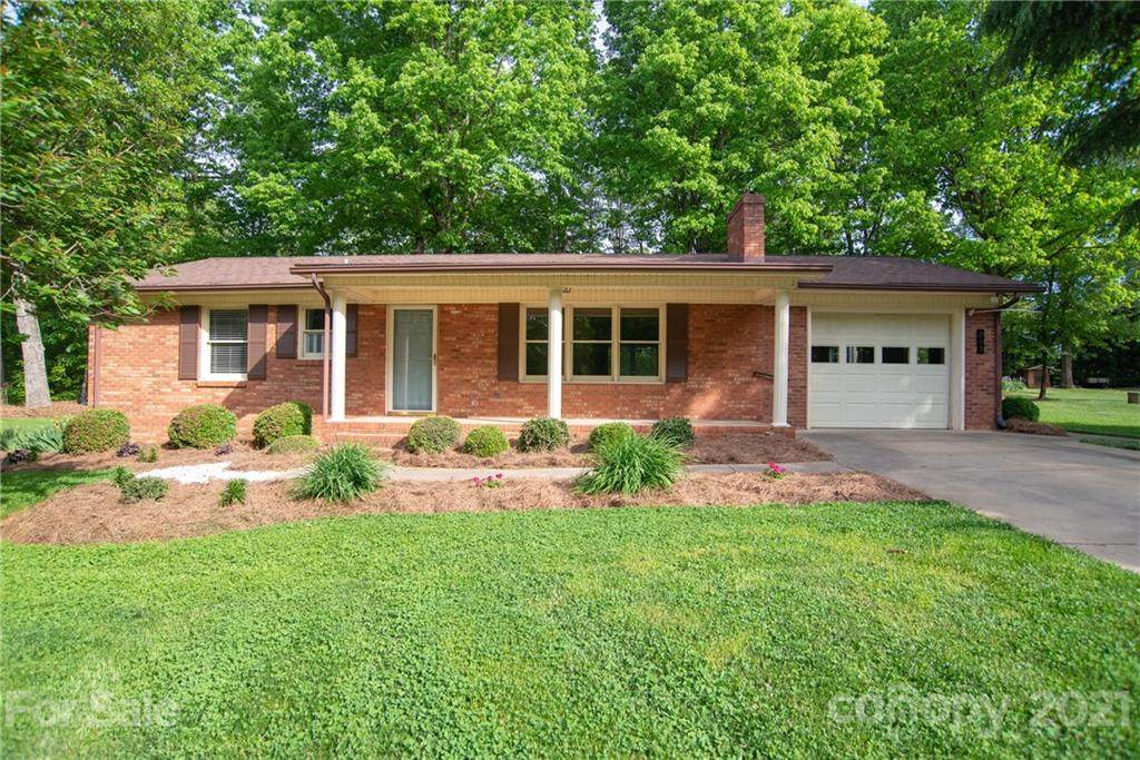 213 Bostian Lake Road - Photo 1