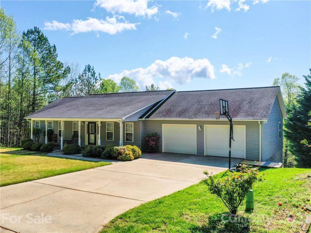300 Waterglyn Way - Photo 1
