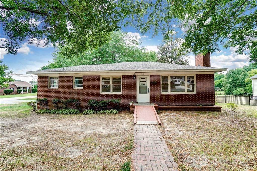 201 Lydia Street - Photo 1