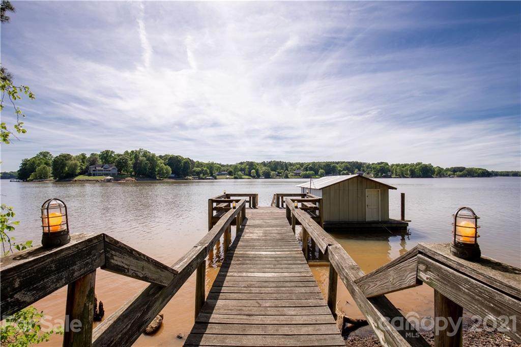 344 Canal Road - Photo 1