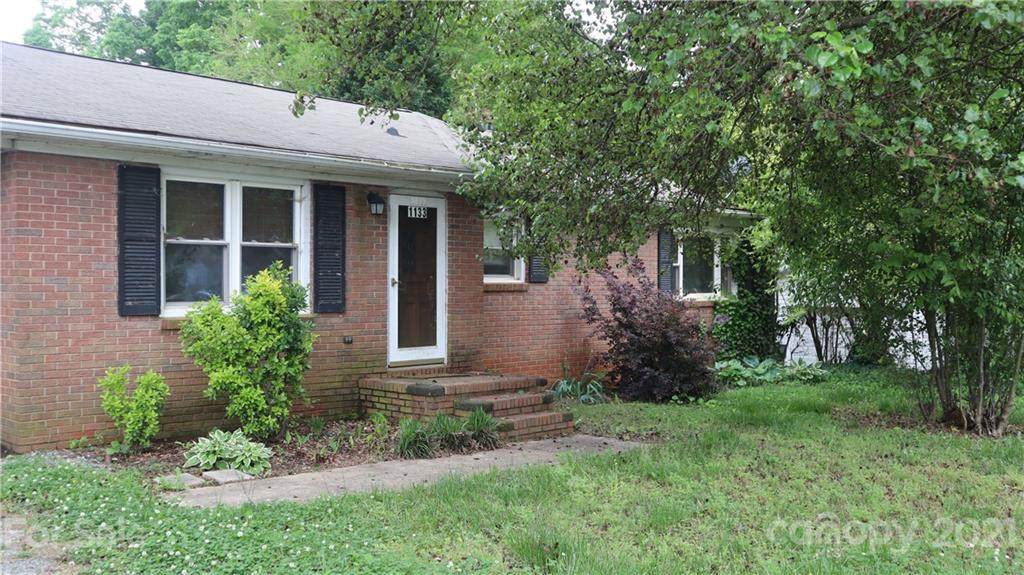 1133 Mecklenburg Highway - Photo 1